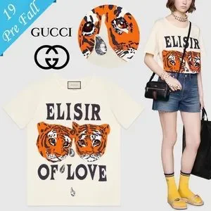GUCCI ELISIR OF LOVE ハートクッション GUCCI】“ELISIR OF LOVE” デコラティブ クッション ハート